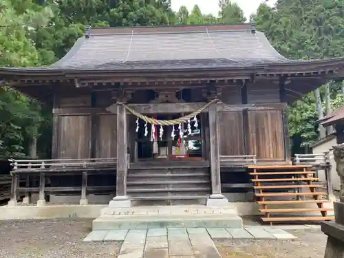 若宮八幡宮の本殿