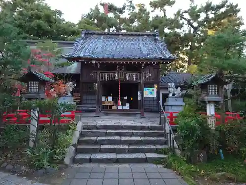 諏訪神社の本殿・本堂