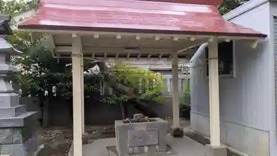 白山社の手水舎