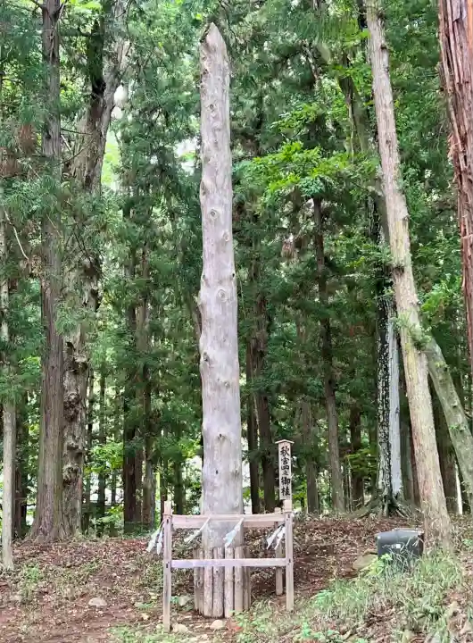 諏訪大社下社秋宮(長野県)