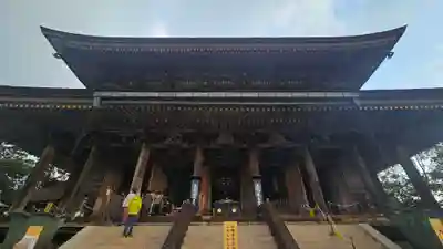 金峯山寺の本殿・本堂