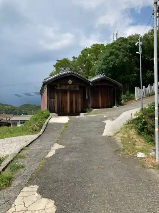 的形八幡神社のその他建物