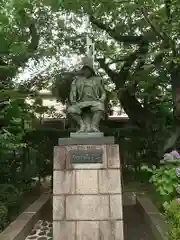妙行寺の像