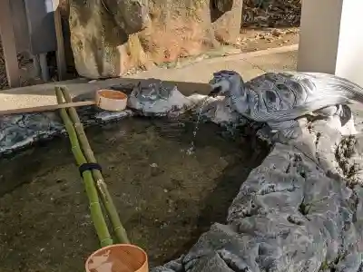 八幡社（古鳴海八幡社）の{uncategorized: "未分類", other: "その他", undefined: "問題あり", building: "その他建物", grave: "お墓", sacred_gate: "鳥居", guardian: "狛犬", statue: "像", buddha: "仏像", history: "歴史", nature: "自然", garden: "庭園", animal: "動物", pagoda: "塔", temizu: "手水舎", mountain_gate: "山門・神門", sanctuary: "本殿・本堂", subordinate: "末社・摂社", art: "芸術", scenery: "景色", jizo: "地蔵", ema: "絵馬", goshuin: "御朱印", omikuji: "おみくじ", items: "授与品その他", amulet: "お守り", goshuincho: "御朱印帳", eats: "食事", festival: "お祭り", votive_dance: "神楽", shichigosan: "七五三参", wedding: "結婚式", experience: "体験その他", initially: "初詣", around: "周辺", anti_infection: "感染症対策"}