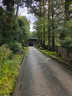 國泰寺の{uncategorized: "未分類", other: "その他", undefined: "問題あり", building: "その他建物", grave: "お墓", sacred_gate: "鳥居", guardian: "狛犬", statue: "像", buddha: "仏像", history: "歴史", nature: "自然", garden: "庭園", animal: "動物", pagoda: "塔", temizu: "手水舎", mountain_gate: "山門・神門", sanctuary: "本殿・本堂", subordinate: "末社・摂社", art: "芸術", scenery: "景色", jizo: "地蔵", ema: "絵馬", goshuin: "御朱印", omikuji: "おみくじ", items: "授与品その他", amulet: "お守り", goshuincho: "御朱印帳", eats: "食事", festival: "お祭り", votive_dance: "神楽", shichigosan: "七五三参", wedding: "結婚式", experience: "体験その他", initially: "初詣", around: "周辺", anti_infection: "感染症対策"}