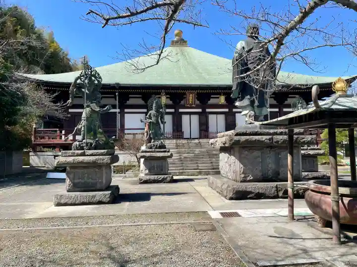 長勝寺の{uncategorized: "未分類", other: "その他", undefined: "問題あり", building: "その他建物", grave: "お墓", sacred_gate: "鳥居", guardian: "狛犬", statue: "像", buddha: "仏像", history: "歴史", nature: "自然", garden: "庭園", animal: "動物", pagoda: "塔", temizu: "手水舎", mountain_gate: "山門・神門", sanctuary: "本殿・本堂", subordinate: "末社・摂社", art: "芸術", scenery: "景色", jizo: "地蔵", ema: "絵馬", goshuin: "御朱印", omikuji: "おみくじ", items: "授与品その他", amulet: "お守り", goshuincho: "御朱印帳", eats: "食事", festival: "お祭り", votive_dance: "神楽", shichigosan: "七五三参", wedding: "結婚式", experience: "体験その他", initially: "初詣", around: "周辺", anti_infection: "感染症対策"}