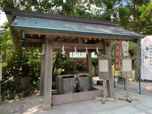 天津神明宮の手水舎