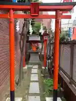 町田稲荷の鳥居