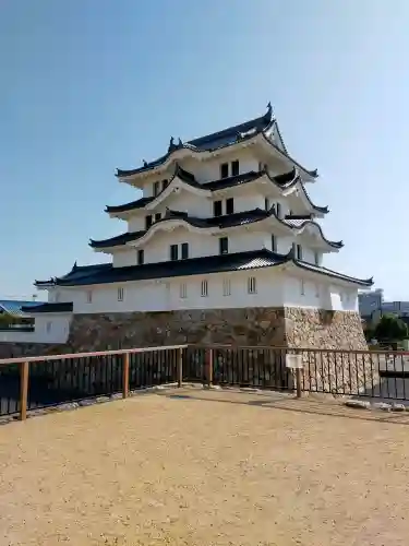 櫻井神社の{uncategorized: "未分類", other: "その他", undefined: "問題あり", building: "その他建物", grave: "お墓", sacred_gate: "鳥居", guardian: "狛犬", statue: "像", buddha: "仏像", history: "歴史", nature: "自然", garden: "庭園", animal: "動物", pagoda: "塔", temizu: "手水舎", mountain_gate: "山門・神門", sanctuary: "本殿・本堂", subordinate: "末社・摂社", art: "芸術", scenery: "景色", jizo: "地蔵", ema: "絵馬", goshuin: "御朱印", omikuji: "おみくじ", items: "授与品その他", amulet: "お守り", goshuincho: "御朱印帳", eats: "食事", festival: "お祭り", votive_dance: "神楽", shichigosan: "七五三参", wedding: "結婚式", experience: "体験その他", initially: "初詣", around: "周辺", anti_infection: "感染症対策"}