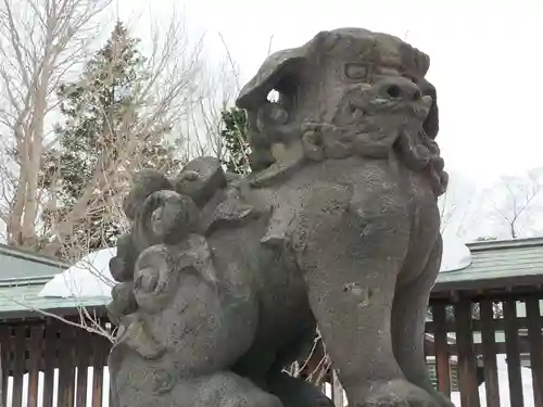 札幌護國神社の狛犬