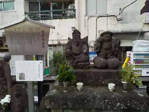 観音寺の像