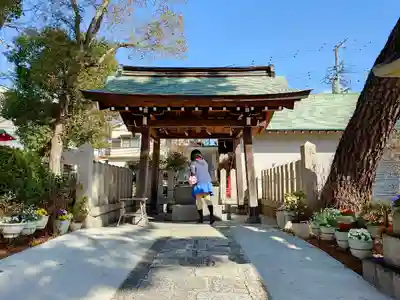 生島神社の手水舎
