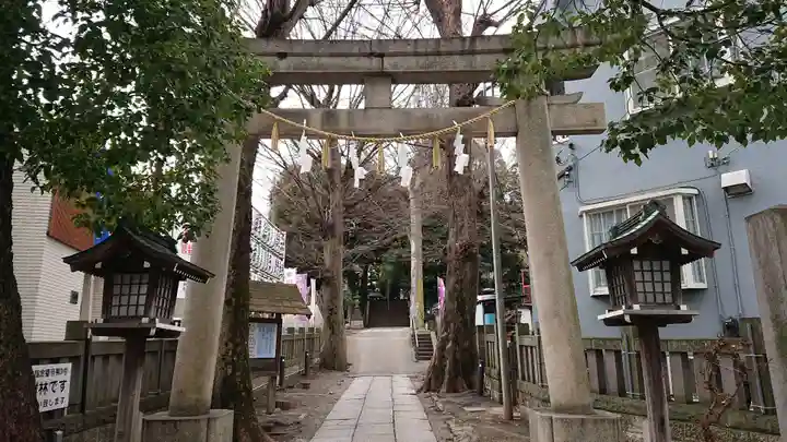 中目黒八幡神社の鳥居