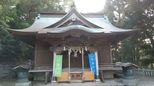 泉神社の本殿・本堂