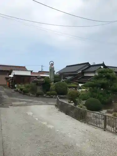 洞泉寺の仏像