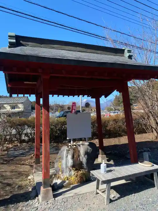 森友瀧尾神社の{uncategorized: "未分類", other: "その他", undefined: "問題あり", building: "その他建物", grave: "お墓", sacred_gate: "鳥居", guardian: "狛犬", statue: "像", buddha: "仏像", history: "歴史", nature: "自然", garden: "庭園", animal: "動物", pagoda: "塔", temizu: "手水舎", mountain_gate: "山門・神門", sanctuary: "本殿・本堂", subordinate: "末社・摂社", art: "芸術", scenery: "景色", jizo: "地蔵", ema: "絵馬", goshuin: "御朱印", omikuji: "おみくじ", items: "授与品その他", amulet: "お守り", goshuincho: "御朱印帳", eats: "食事", festival: "お祭り", votive_dance: "神楽", shichigosan: "七五三参", wedding: "結婚式", experience: "体験その他", initially: "初詣", around: "周辺", anti_infection: "感染症対策"}