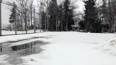 興国神社の庭園