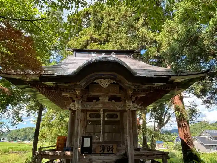 犬の宮猫の宮(山形県)
