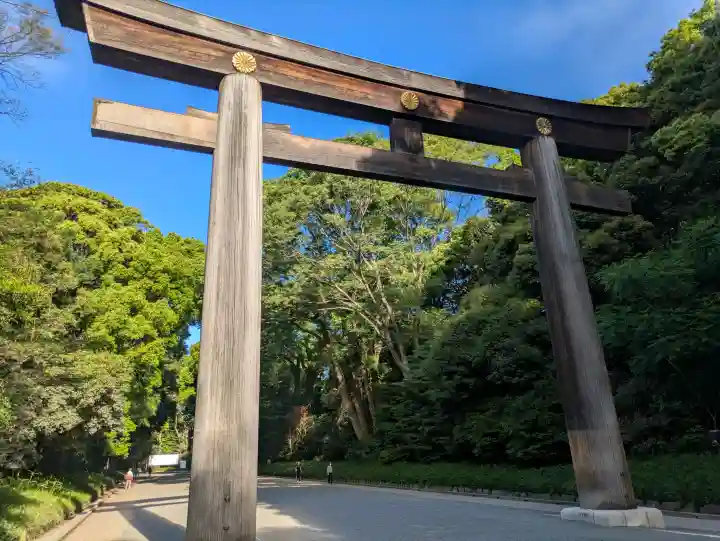 明治神宮の{uncategorized: "未分類", other: "その他", undefined: "問題あり", building: "その他建物", grave: "お墓", sacred_gate: "鳥居", guardian: "狛犬", statue: "像", buddha: "仏像", history: "歴史", nature: "自然", garden: "庭園", animal: "動物", pagoda: "塔", temizu: "手水舎", mountain_gate: "山門・神門", sanctuary: "本殿・本堂", subordinate: "末社・摂社", art: "芸術", scenery: "景色", jizo: "地蔵", ema: "絵馬", goshuin: "御朱印", omikuji: "おみくじ", items: "授与品その他", amulet: "お守り", goshuincho: "御朱印帳", eats: "食事", festival: "お祭り", votive_dance: "神楽", shichigosan: "七五三参", wedding: "結婚式", experience: "体験その他", initially: "初詣", around: "周辺", anti_infection: "感染症対策"}