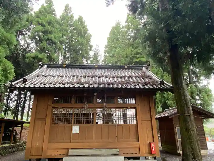 熊野神社の本殿・本堂