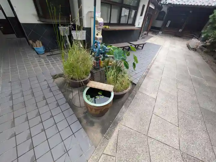 英信寺(東京都)