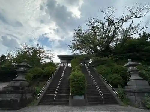 神奈川県戦没者慰霊堂(神奈川県)