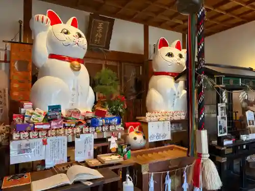 王子神社の{uncategorized: "未分類", other: "その他", undefined: "問題あり", building: "その他建物", grave: "お墓", sacred_gate: "鳥居", guardian: "狛犬", statue: "像", buddha: "仏像", history: "歴史", nature: "自然", garden: "庭園", animal: "動物", pagoda: "塔", temizu: "手水舎", mountain_gate: "山門・神門", sanctuary: "本殿・本堂", subordinate: "末社・摂社", art: "芸術", scenery: "景色", jizo: "地蔵", ema: "絵馬", goshuin: "御朱印", omikuji: "おみくじ", items: "授与品その他", amulet: "お守り", goshuincho: "御朱印帳", eats: "食事", festival: "お祭り", votive_dance: "神楽", shichigosan: "七五三参", wedding: "結婚式", experience: "体験その他", initially: "初詣", around: "周辺", anti_infection: "感染症対策"}