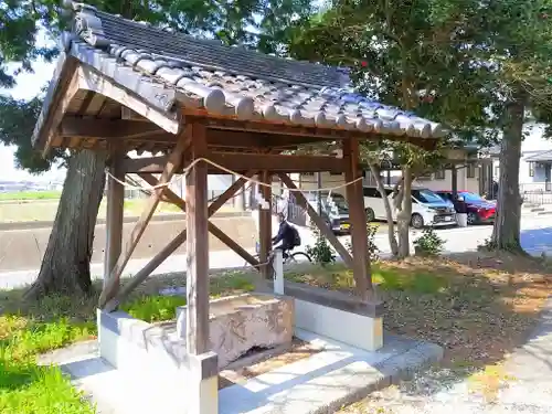 愛宕社の手水舎