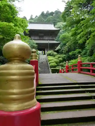 雲巌寺の山門