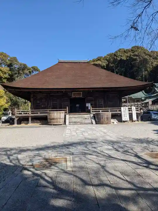 瀧山寺の本殿・本堂