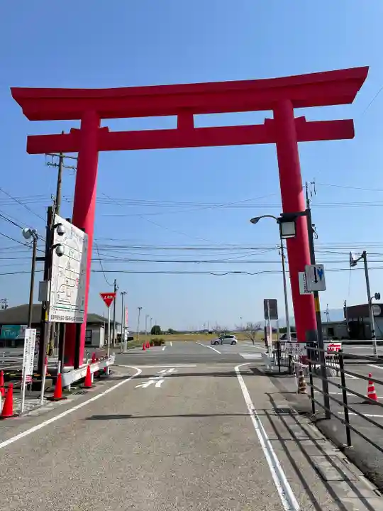 千代保稲荷神社の鳥居