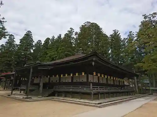 壇上伽藍のその他建物