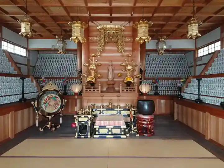 水子観音堂の本殿・本堂