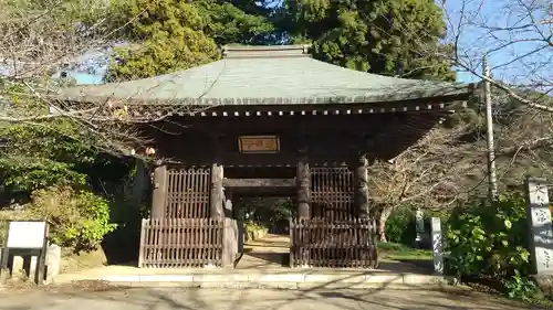 西蓮寺の山門