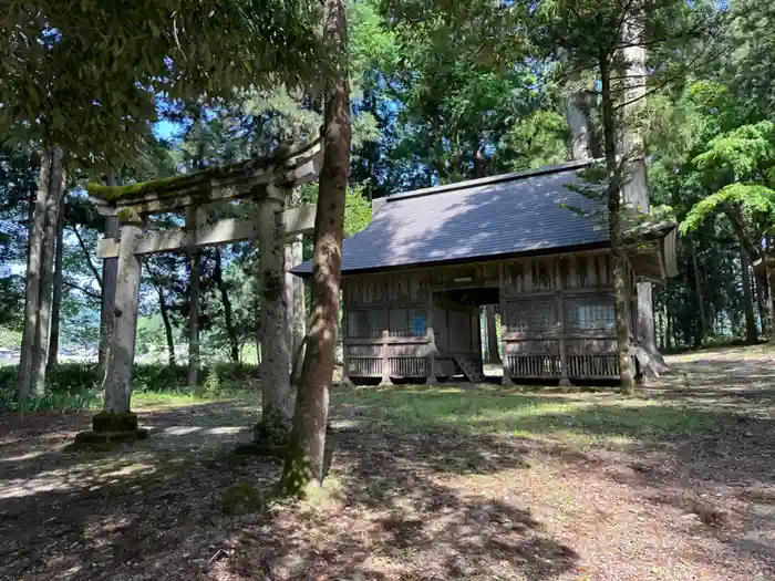 八幡神社(樺八幡神社)の山門