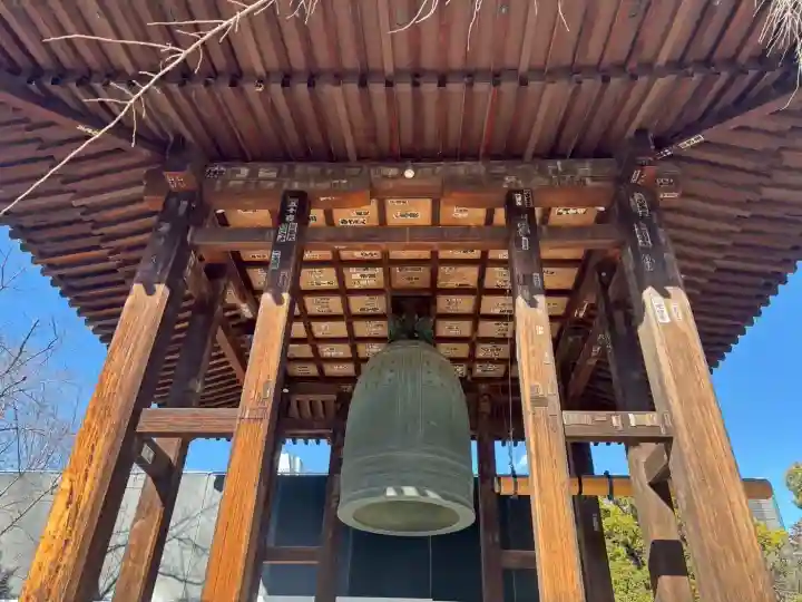 増上寺の{uncategorized: "未分類", other: "その他", undefined: "問題あり", building: "その他建物", grave: "お墓", sacred_gate: "鳥居", guardian: "狛犬", statue: "像", buddha: "仏像", history: "歴史", nature: "自然", garden: "庭園", animal: "動物", pagoda: "塔", temizu: "手水舎", mountain_gate: "山門・神門", sanctuary: "本殿・本堂", subordinate: "末社・摂社", art: "芸術", scenery: "景色", jizo: "地蔵", ema: "絵馬", goshuin: "御朱印", omikuji: "おみくじ", items: "授与品その他", amulet: "お守り", goshuincho: "御朱印帳", eats: "食事", festival: "お祭り", votive_dance: "神楽", shichigosan: "七五三参", wedding: "結婚式", experience: "体験その他", initially: "初詣", around: "周辺", anti_infection: "感染症対策"}