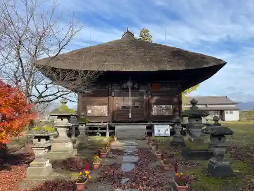 勝福寺の本殿・本堂