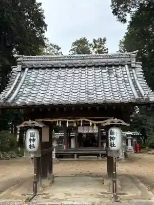 菌神社の{uncategorized: "未分類", other: "その他", undefined: "問題あり", building: "その他建物", grave: "お墓", sacred_gate: "鳥居", guardian: "狛犬", statue: "像", buddha: "仏像", history: "歴史", nature: "自然", garden: "庭園", animal: "動物", pagoda: "塔", temizu: "手水舎", mountain_gate: "山門・神門", sanctuary: "本殿・本堂", subordinate: "末社・摂社", art: "芸術", scenery: "景色", jizo: "地蔵", ema: "絵馬", goshuin: "御朱印", omikuji: "おみくじ", items: "授与品その他", amulet: "お守り", goshuincho: "御朱印帳", eats: "食事", festival: "お祭り", votive_dance: "神楽", shichigosan: "七五三参", wedding: "結婚式", experience: "体験その他", initially: "初詣", around: "周辺", anti_infection: "感染症対策"}