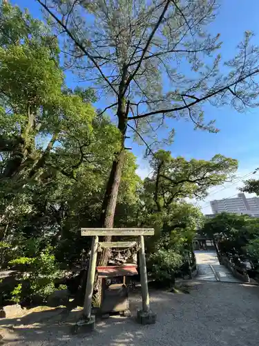 諏訪神社の末社