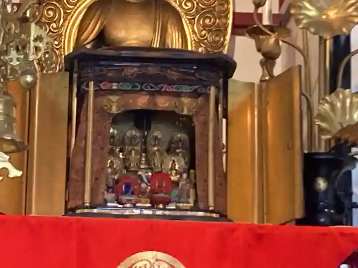 專念寺の{uncategorized: "未分類", other: "その他", undefined: "問題あり", building: "その他建物", grave: "お墓", sacred_gate: "鳥居", guardian: "狛犬", statue: "像", buddha: "仏像", history: "歴史", nature: "自然", garden: "庭園", animal: "動物", pagoda: "塔", temizu: "手水舎", mountain_gate: "山門・神門", sanctuary: "本殿・本堂", subordinate: "末社・摂社", art: "芸術", scenery: "景色", jizo: "地蔵", ema: "絵馬", goshuin: "御朱印", omikuji: "おみくじ", items: "授与品その他", amulet: "お守り", goshuincho: "御朱印帳", eats: "食事", festival: "お祭り", votive_dance: "神楽", shichigosan: "七五三参", wedding: "結婚式", experience: "体験その他", initially: "初詣", around: "周辺", anti_infection: "感染症対策"}