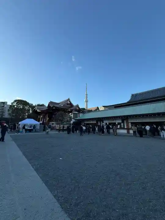 亀戸天神社の{uncategorized: "未分類", other: "その他", undefined: "問題あり", building: "その他建物", grave: "お墓", sacred_gate: "鳥居", guardian: "狛犬", statue: "像", buddha: "仏像", history: "歴史", nature: "自然", garden: "庭園", animal: "動物", pagoda: "塔", temizu: "手水舎", mountain_gate: "山門・神門", sanctuary: "本殿・本堂", subordinate: "末社・摂社", art: "芸術", scenery: "景色", jizo: "地蔵", ema: "絵馬", goshuin: "御朱印", omikuji: "おみくじ", items: "授与品その他", amulet: "お守り", goshuincho: "御朱印帳", eats: "食事", festival: "お祭り", votive_dance: "神楽", shichigosan: "七五三参", wedding: "結婚式", experience: "体験その他", initially: "初詣", around: "周辺", anti_infection: "感染症対策"}