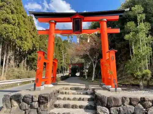 下稲荷神社の鳥居