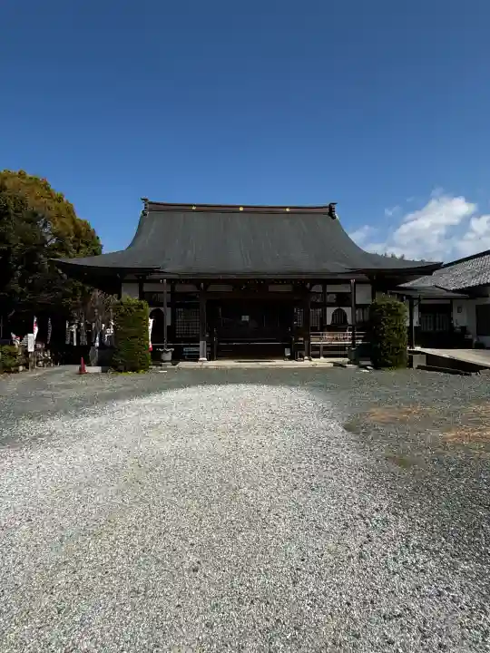 祇園山 徳城寺の{uncategorized: "未分類", other: "その他", undefined: "問題あり", building: "その他建物", grave: "お墓", sacred_gate: "鳥居", guardian: "狛犬", statue: "像", buddha: "仏像", history: "歴史", nature: "自然", garden: "庭園", animal: "動物", pagoda: "塔", temizu: "手水舎", mountain_gate: "山門・神門", sanctuary: "本殿・本堂", subordinate: "末社・摂社", art: "芸術", scenery: "景色", jizo: "地蔵", ema: "絵馬", goshuin: "御朱印", omikuji: "おみくじ", items: "授与品その他", amulet: "お守り", goshuincho: "御朱印帳", eats: "食事", festival: "お祭り", votive_dance: "神楽", shichigosan: "七五三参", wedding: "結婚式", experience: "体験その他", initially: "初詣", around: "周辺", anti_infection: "感染症対策"}