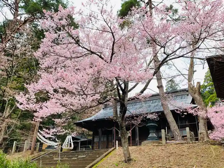 土津神社|こどもと出世の神さまの自然