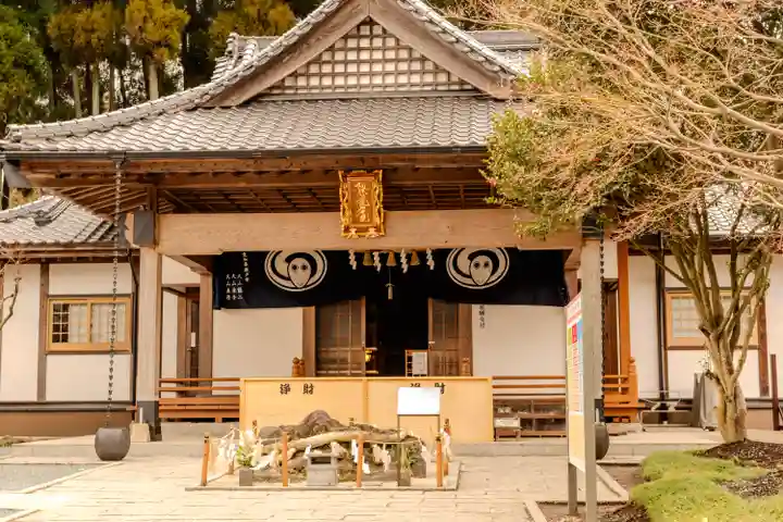 阿蘇白水龍神權現~白蛇神社~(熊本県)