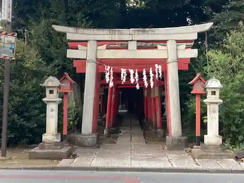 中野原稲荷神社の鳥居