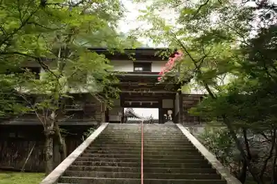 瑠璃寺の山門・神門