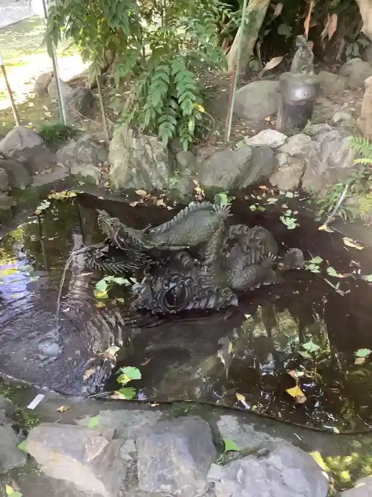 若宮神明社の庭園