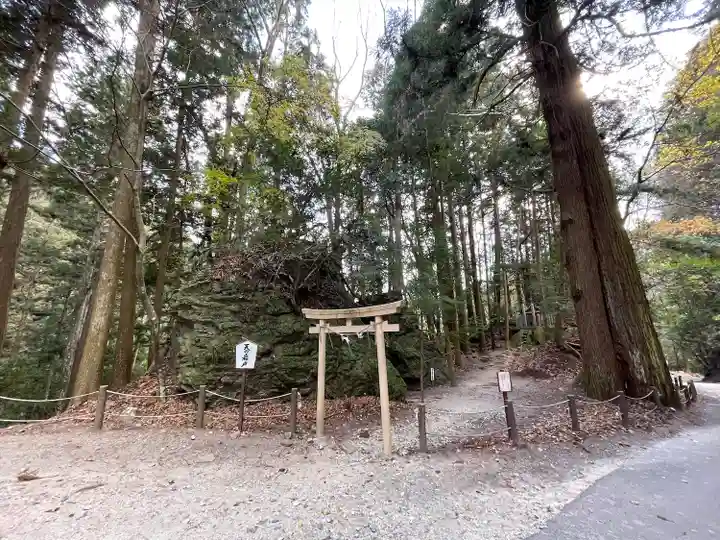 室生龍穴神社(奈良県)