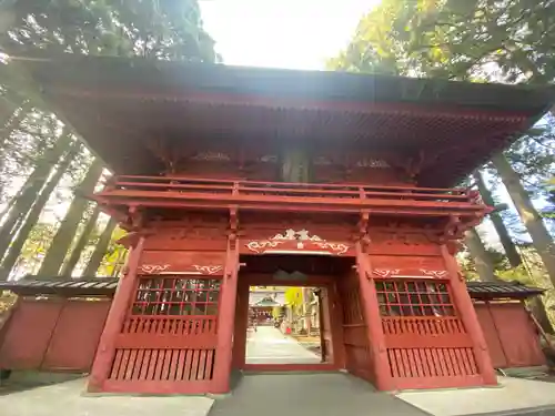 富士山東口本宮 冨士浅間神社の山門・神門